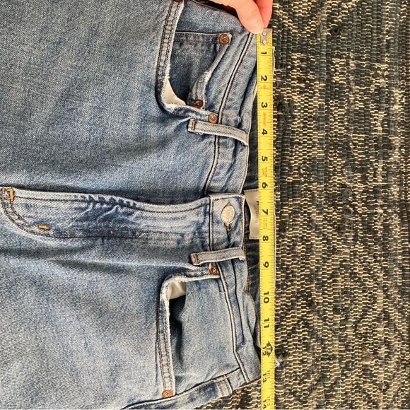 Agolde Light Wash Straight-Leg Jeans - Picture 6 of 8